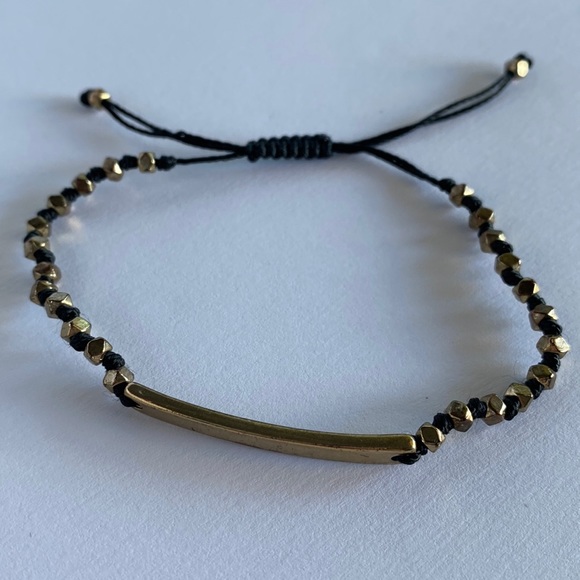 Set of 2 Black & Gold tone adjustable bracelets - Picture 5 of 11